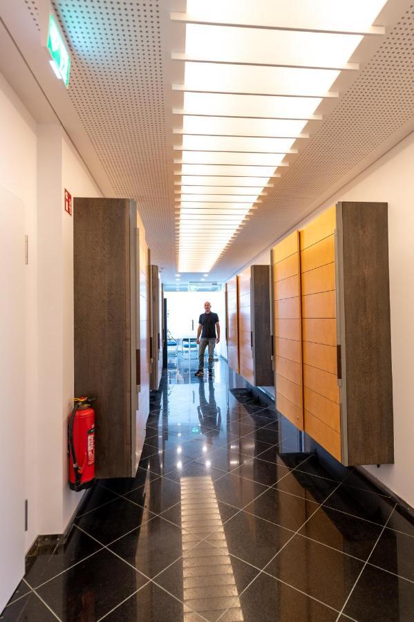 Stadthaus Seeblick G5 - Hostel FDH Buitenkant foto